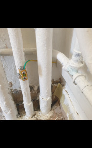 Photo de galerie - Mise à la terre – sécurité assurée