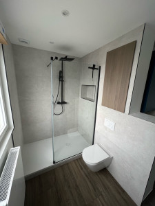 Photo de galerie - Rénovation salle de bain complète (carrelage, plâtrerie, plomberie, électricité, mobilier…)