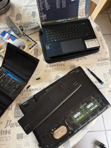 Photo de galerie - Changement d’un disque dur sur un ordinateur (passage en SSD)