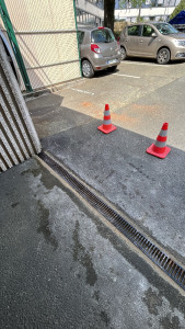 Photo de galerie - Pause de caniveaux 