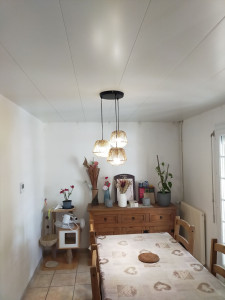 Photo de galerie - Pose lambris PVC  plafond 