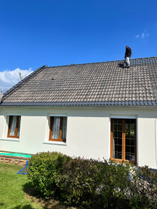 Photo de galerie - Décapage effectué sur une toiture avant la mise en peinture