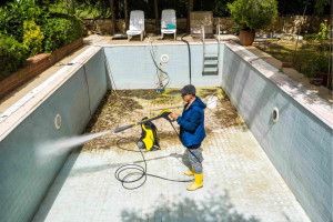 Photo de galerie - Entretien piscine 