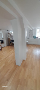 Photo de galerie - K.G.A.elropy pour la pose et le collage de tous types de revêtements de sol : bois, plastique, PVC 