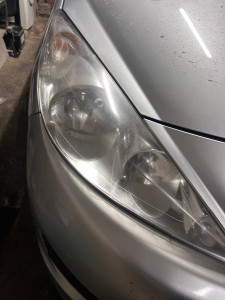 Photo de galerie - Polissage phare 