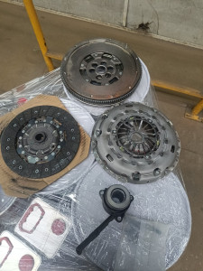 Photo de galerie - Remplacement embrayage 