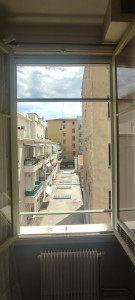 Photo de galerie - Pose du moustiquaire porte fenêtre. 