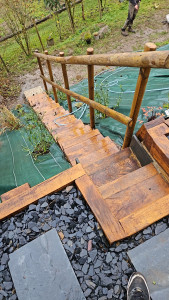 Photo de galerie - Aménagement extérieur !  
modification dun talus  en passage fleurissant 