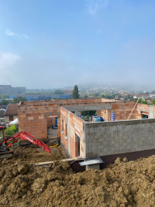 Photo de galerie - - Terrassement de fondation et viabilisation de terrain 
- Construction d’une maison individuelle 