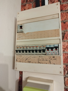 Photo de galerie - Installation Tableau électrique.avant.

