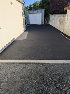 Photo de galerie - Application d'un enrobé 0/6 