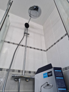 Photo de galerie - Remplacement d'une colonne de douche Grohe.