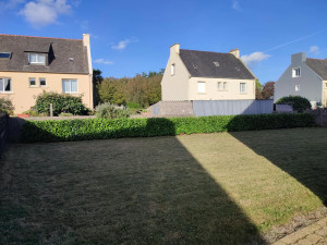 Photo de galerie - <APRÈS> Taille de haie + Tonte. 



