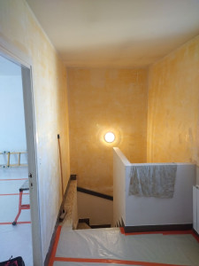 Photo de galerie - Dépose de papier peint pour mise en peinture 