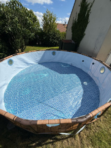 Photo de galerie - Après nettoyage intérieur piscine 