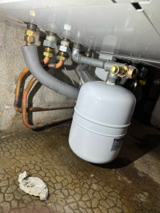 Photo de galerie - Vase d’expansion,sanitaire 