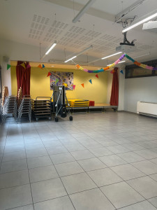 Photo de galerie - Nettoyage salle d’activités. 