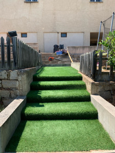 Photo de galerie - Revêtement au sol à l’aide de pelouse synthétique 