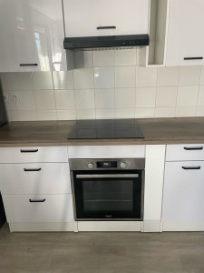 Photo de galerie - Montage des cuisine en kit
