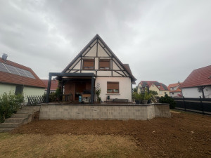 Photo de galerie - Mur agglo + couvertine béton gris foncer