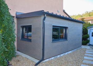 Photo de galerie - Pose de 2 fenêtres sur extension 