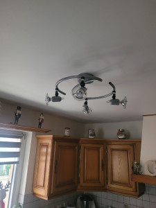 Photo de galerie - Montage lampe de cuisine 