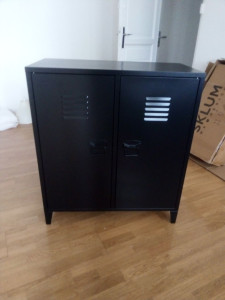 Photo de galerie - Meuble d'appoint Sklum 