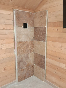 Photo de galerie - Pause de travertin  derrière feu à bois