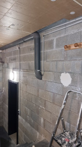 Photo de galerie - Installation lumière à détection dans un garage