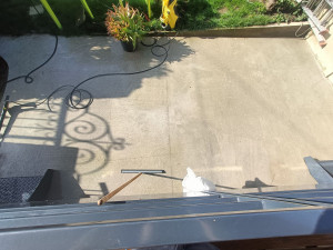Photo de galerie - Nettoyage terrasse au Karcher après 