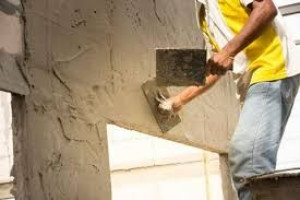 Photo de galerie - Dalle, chape, montage mur et murette, crépi façade, enduit, ceinture, piscine béton, parpeing bancher, joint à la chaux, ravalement façade, démolition