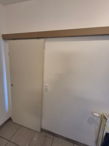 Photo de galerie - Poser une porte colissante