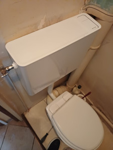 Photo de galerie - Remplacement réservoir wc