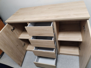 Photo de galerie - Montage commodes