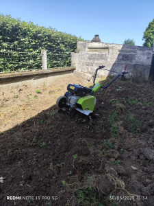 Photo de galerie - Passage du motoculteur pro.