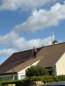 Photo de galerie - Im couverture propose des résine colorée sur toiture plusieurs couleurs À votre disposition.