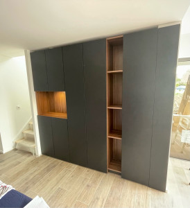 Photo de galerie - Fabrication et pose d’un agencement sur-mesure