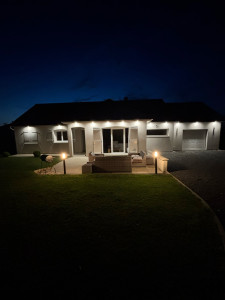 Photo de galerie - Ajout de spot dans les caches moineaux 