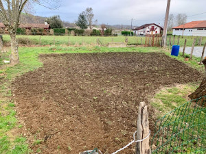 Photo de galerie - Labour du terrain pour futur potager