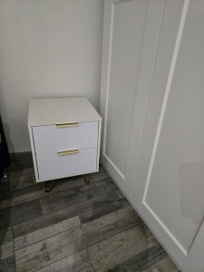 Photo de galerie - Table de chevet 