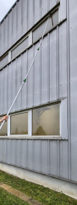 Photo de galerie - Nettoyage vitre en hauteur