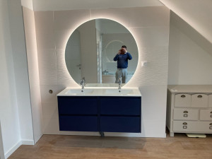 Photo de galerie - Pose meuble vasque miroir 