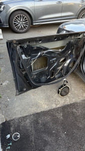 Photo de galerie - Réparation de lève vitre bloqué suite au cable cassé