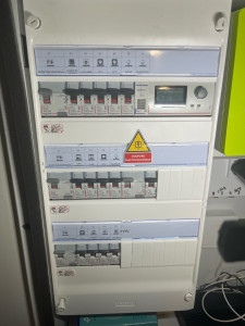 Photo de galerie - Mise en conformité d’un tableau électrique NF C15-100