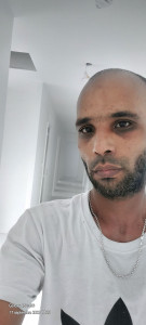 Photo de galerie - Peinture au pistolet airless 
Larche 