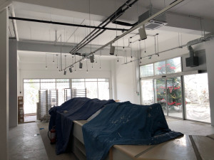 Photo de galerie - Pose des Lumières dans une local commercial (Boulangerie) 