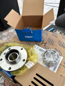 Photo de galerie - Vous cherchez a faire récupérer votre voiture e cherchez plus venez chez moi je chouchouterai vos voitures comme si c etait la mienne 