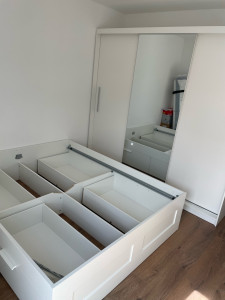 Photo de galerie - Armoire et lit 