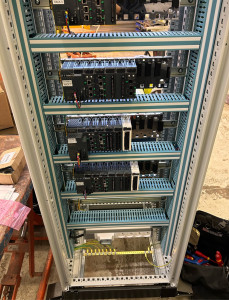 Photo de galerie - Installation baie électrique 