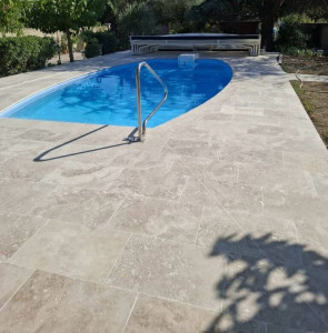 Photo de galerie - Pose de travertin 41*61 épaisseur 3cm